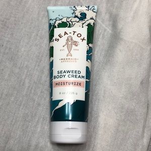Sea-tox Seaweed Body cream. * Bath & Body Works